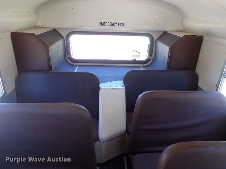 image for item DE5483 1996 International school bus