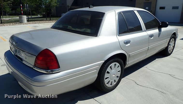 image for item DE5487 2008 Ford Crown Victoria Police Interceptor