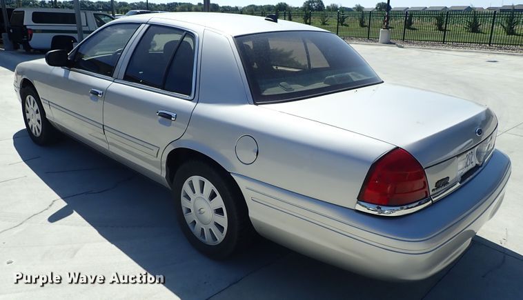 image for item DE5487 2008 Ford Crown Victoria Police Interceptor