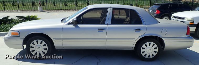 image for item DE5487 2008 Ford Crown Victoria Police Interceptor