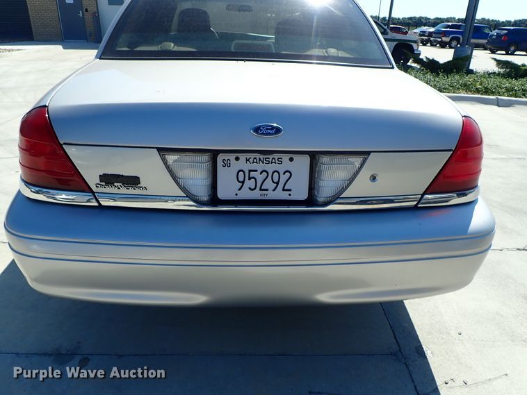 image for item DE5487 2008 Ford Crown Victoria Police Interceptor