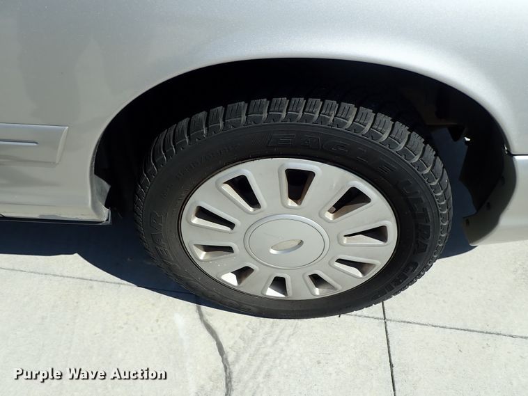 image for item DE5487 2008 Ford Crown Victoria Police Interceptor