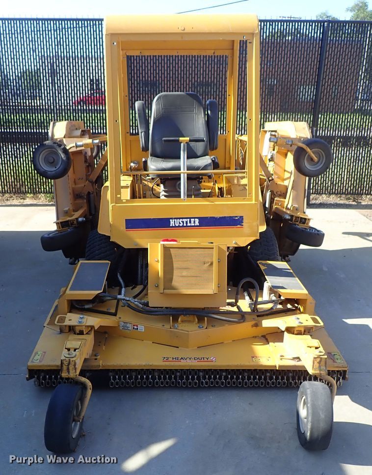 image for item DE5500 Hustler 4600 ZTR lawn mower