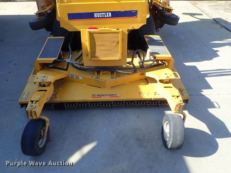 image for item DE5500 Hustler 4600 ZTR lawn mower