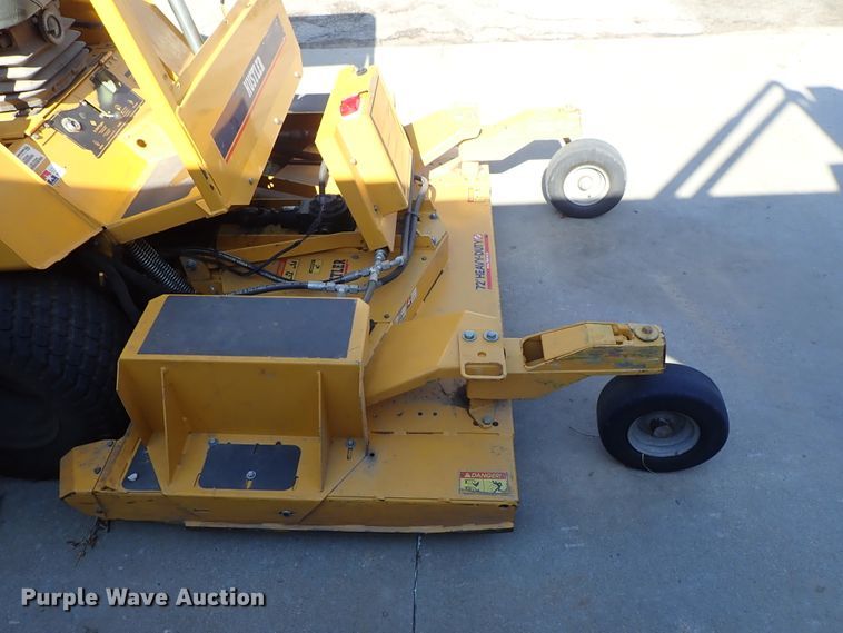 image for item DE5500 Hustler 4600 ZTR lawn mower