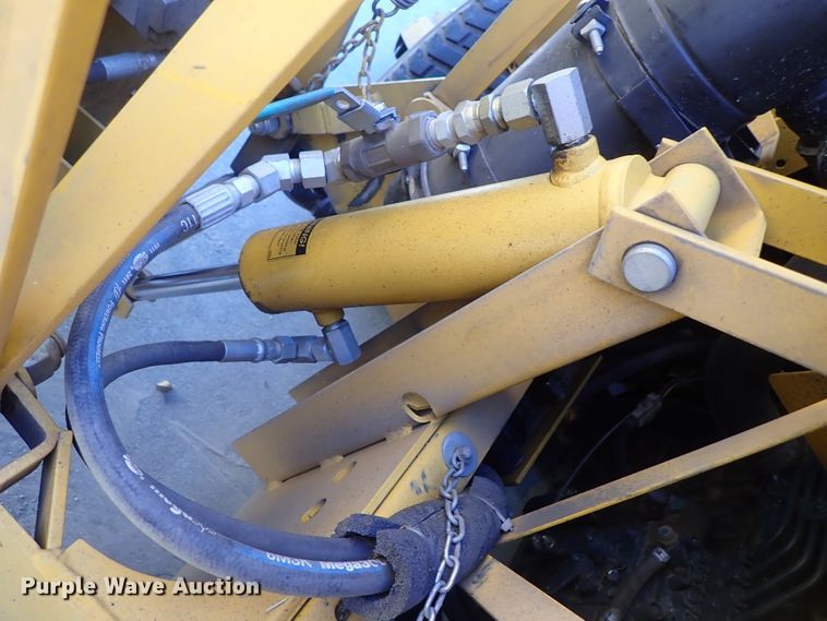 image for item DE5500 Hustler 4600 ZTR lawn mower