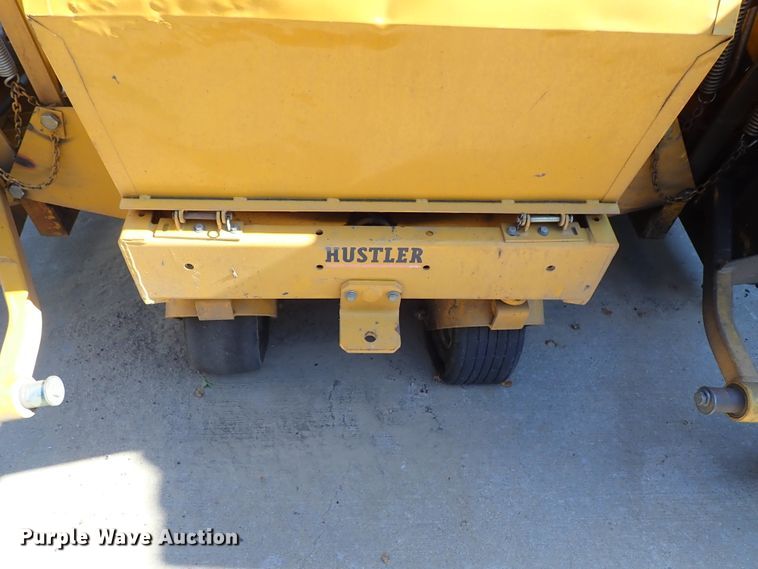 image for item DE5500 Hustler 4600 ZTR lawn mower