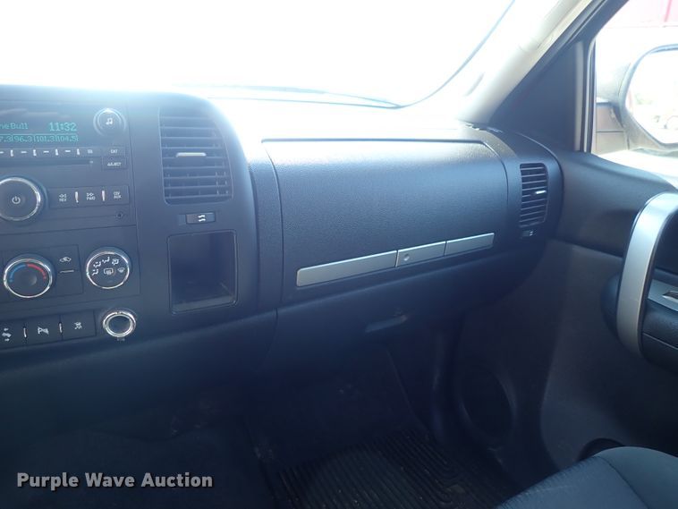 image for item DE5505 2009 Chevrolet Silverado 1500 pickup truck