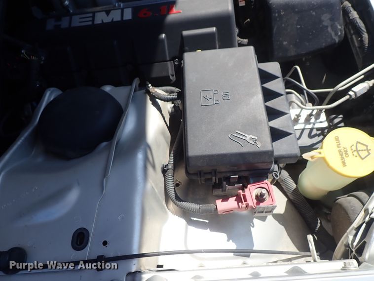 image for item DE5511 2006 Chrysler 300C SRT-8