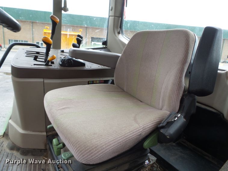 image for item DE7875 2006 John Deere 6615 tractor