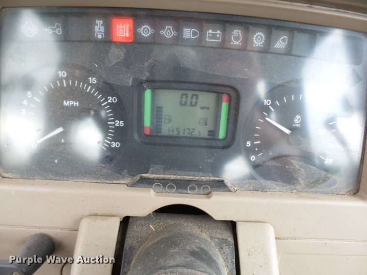 image for item DE7875 2006 John Deere 6615 tractor