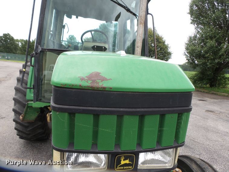 image for item DE7876 2001 John Deere 6410 tractor