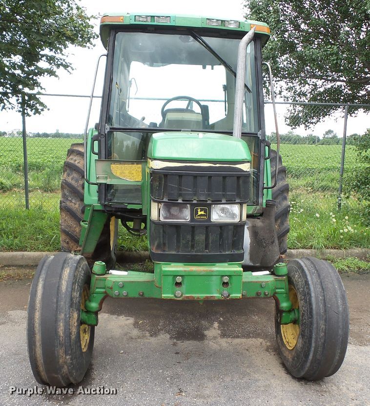 image for item DE7879 2001 John Deere 6410 tractor