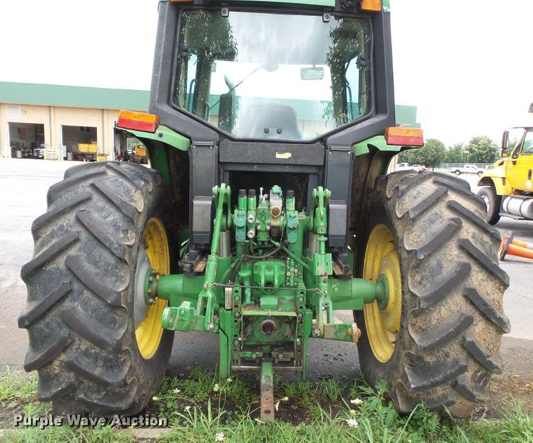 image for item DE7879 2001 John Deere 6410 tractor