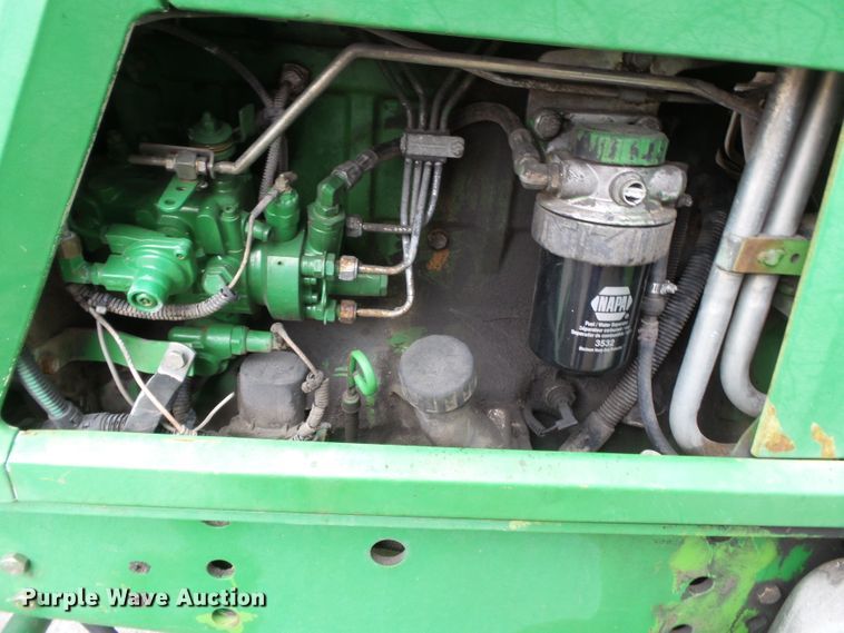 image for item DE7879 2001 John Deere 6410 tractor