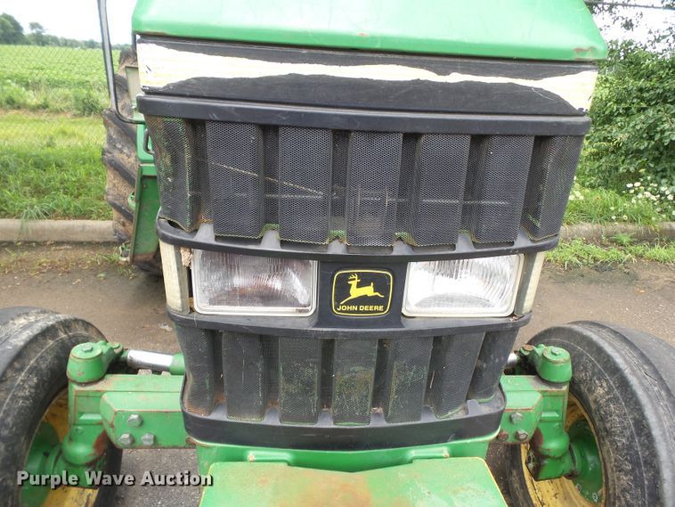 image for item DE7879 2001 John Deere 6410 tractor