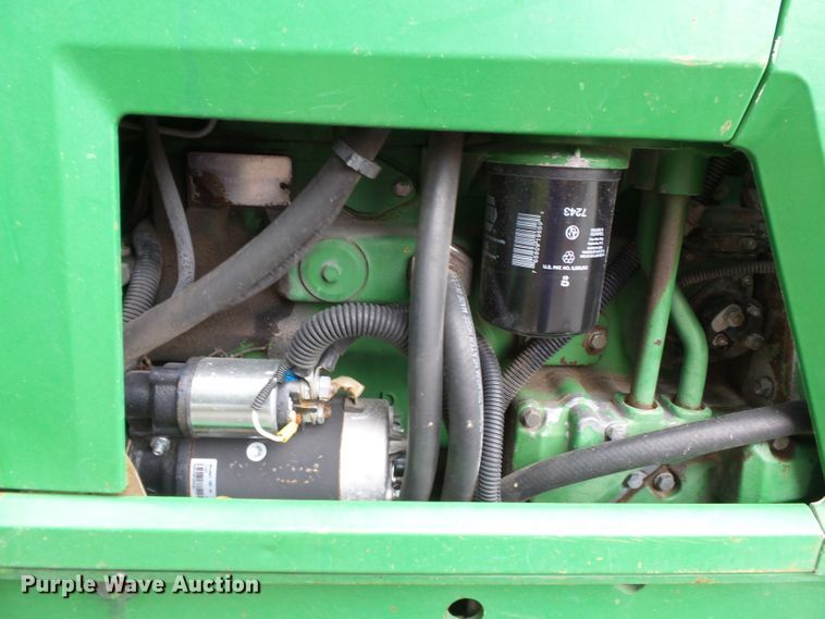 image for item DE7879 2001 John Deere 6410 tractor