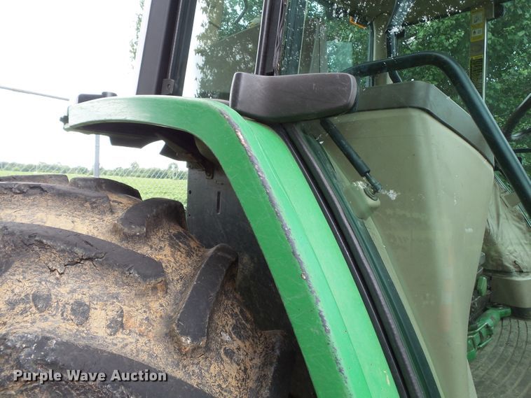 image for item DE7879 2001 John Deere 6410 tractor