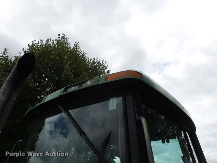 image for item DE7879 2001 John Deere 6410 tractor