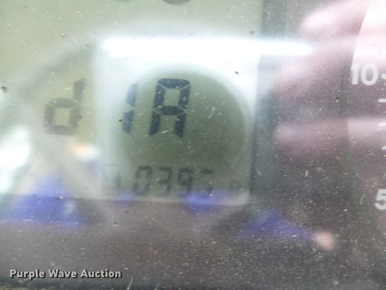 image for item DE7879 2001 John Deere 6410 tractor