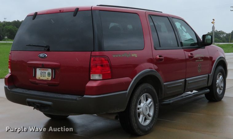 image for item DE8169 2004 Ford Expedition SUV