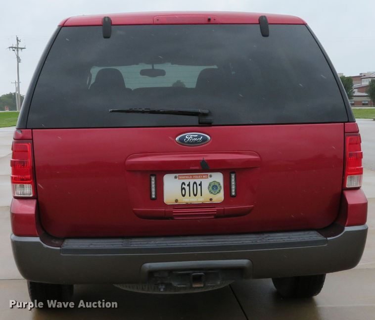 image for item DE8169 2004 Ford Expedition SUV