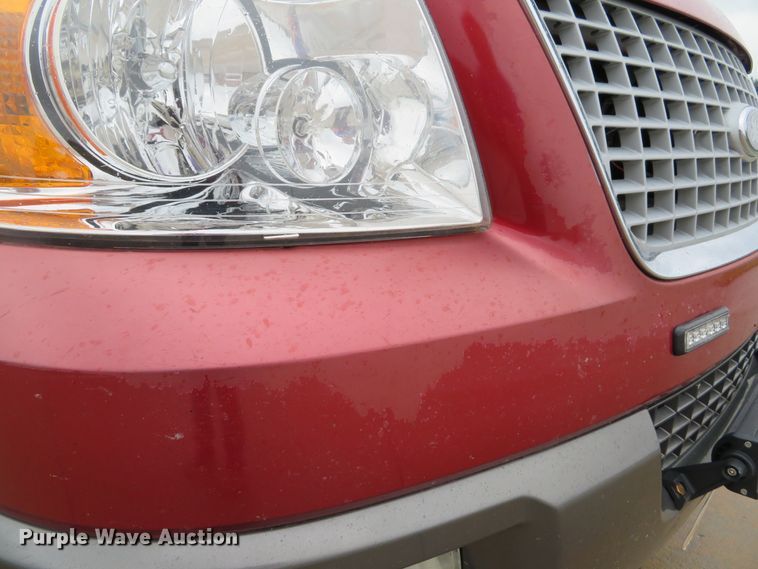 image for item DE8169 2004 Ford Expedition SUV