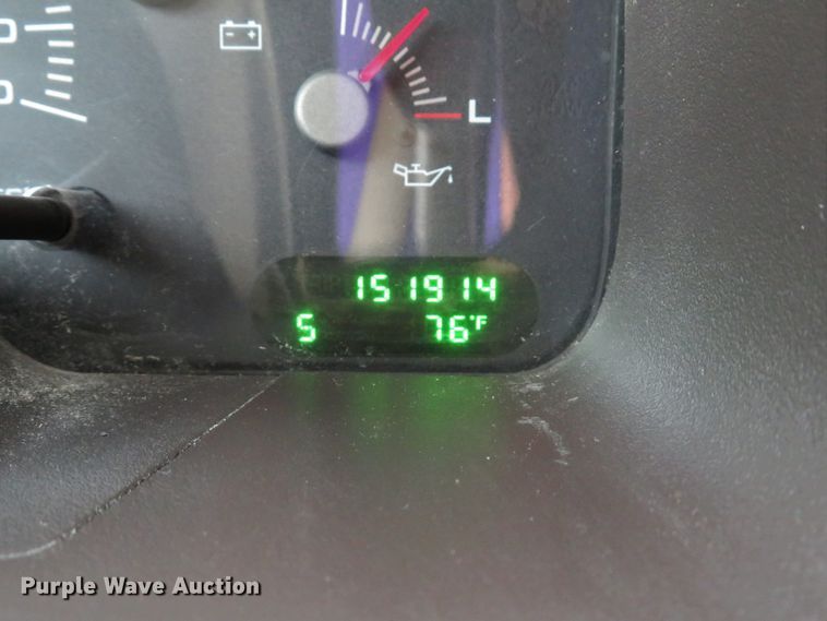 image for item DE8169 2004 Ford Expedition SUV