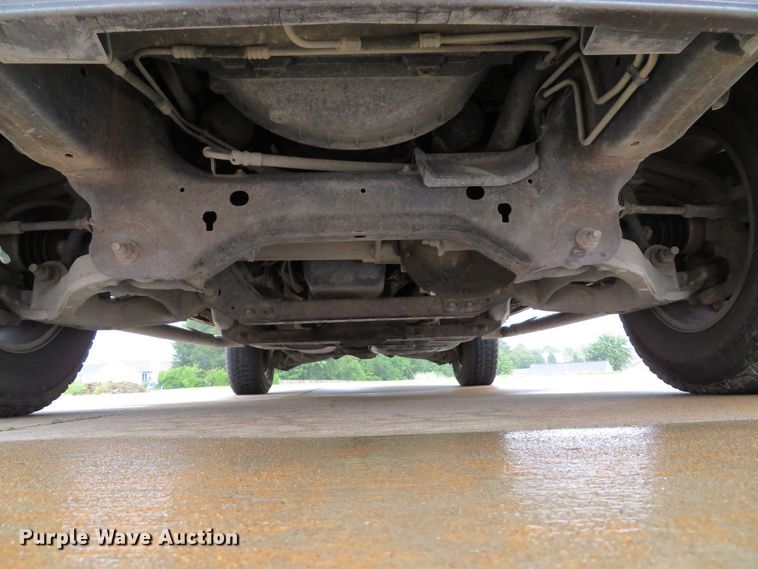 image for item DE8169 2004 Ford Expedition SUV