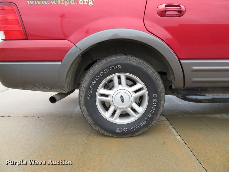 image for item DE8169 2004 Ford Expedition SUV