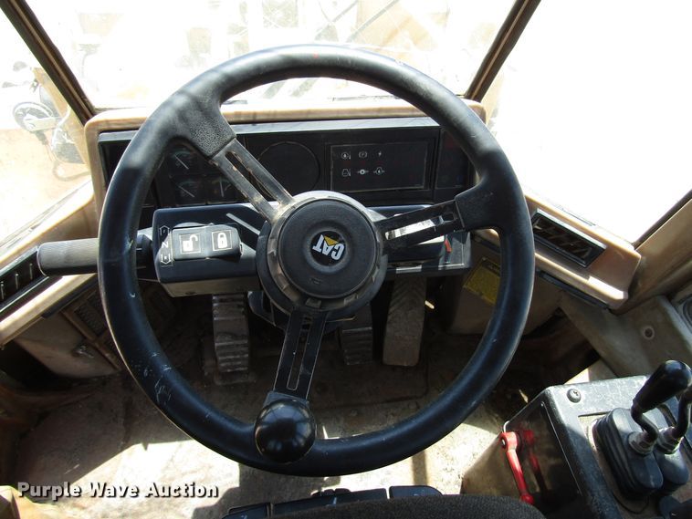 image for item DG1351 1994 Caterpillar 928F wheel loader