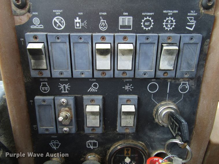 image for item DG1351 1994 Caterpillar 928F wheel loader