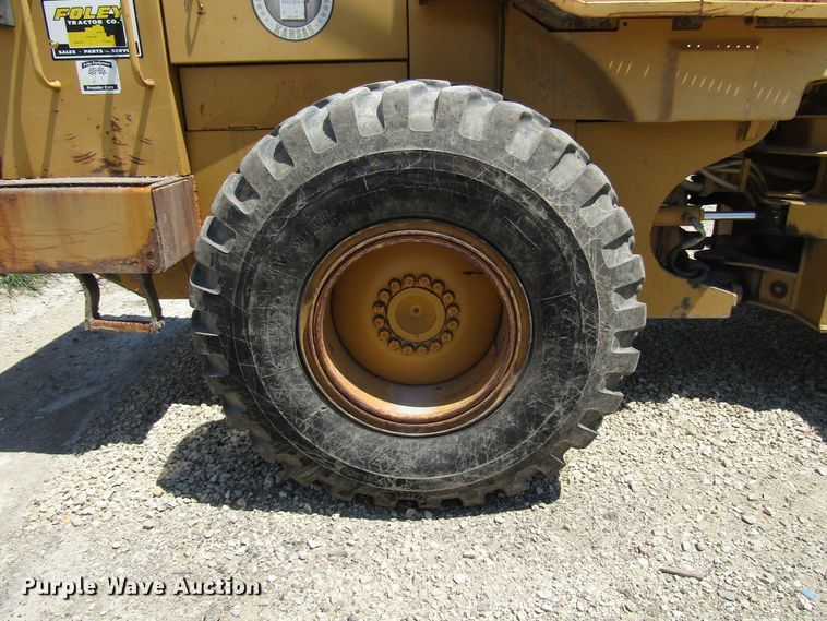 image for item DG1351 1994 Caterpillar 928F wheel loader