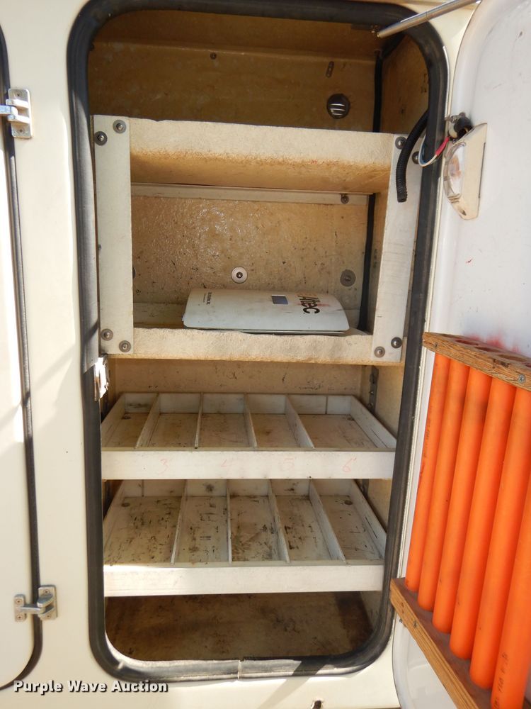 image for item DG4785 1994 Chevrolet Kodiak C6500 bucket truck