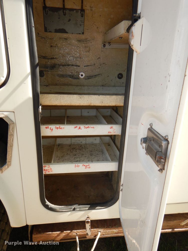 image for item DG4785 1994 Chevrolet Kodiak C6500 bucket truck