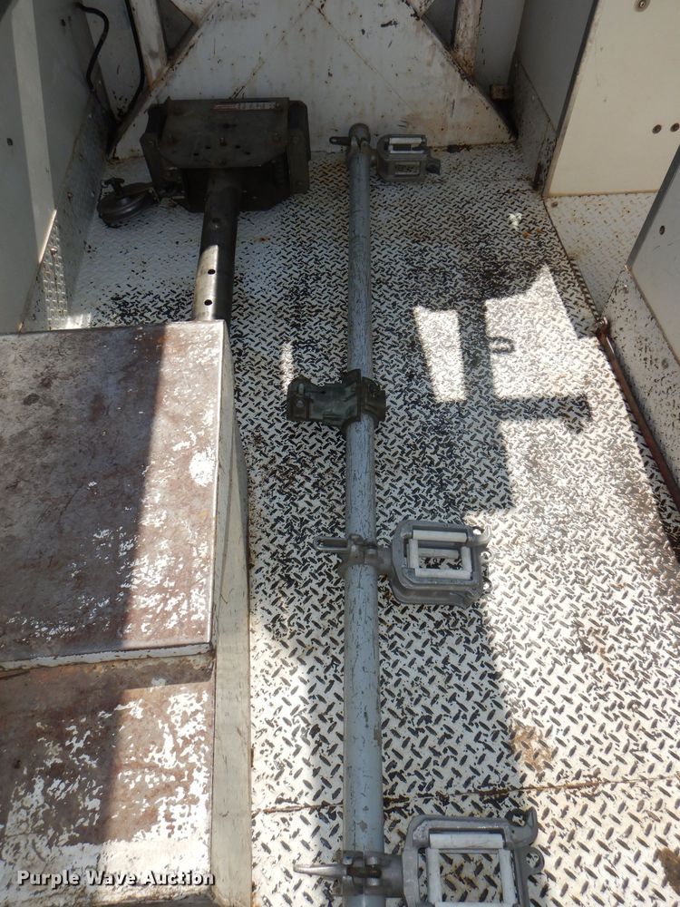 image for item DG4785 1994 Chevrolet Kodiak C6500 bucket truck