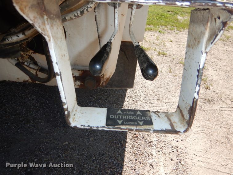 image for item DG4785 1994 Chevrolet Kodiak C6500 bucket truck