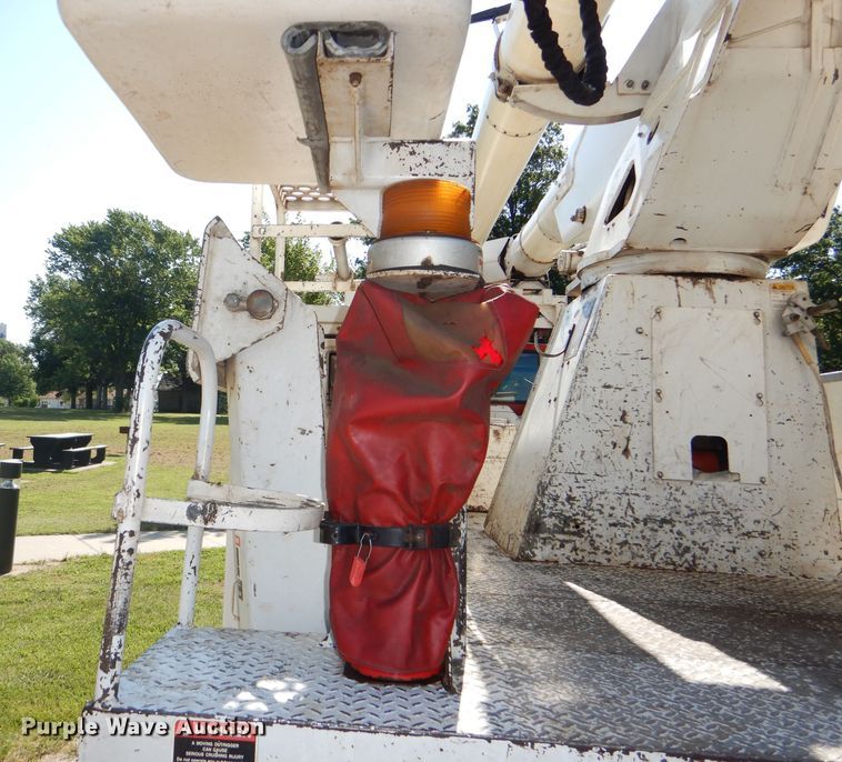 image for item DG4785 1994 Chevrolet Kodiak C6500 bucket truck