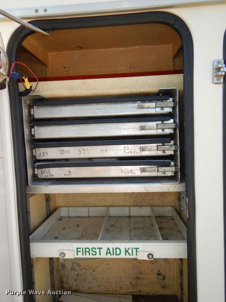 image for item DG4785 1994 Chevrolet Kodiak C6500 bucket truck