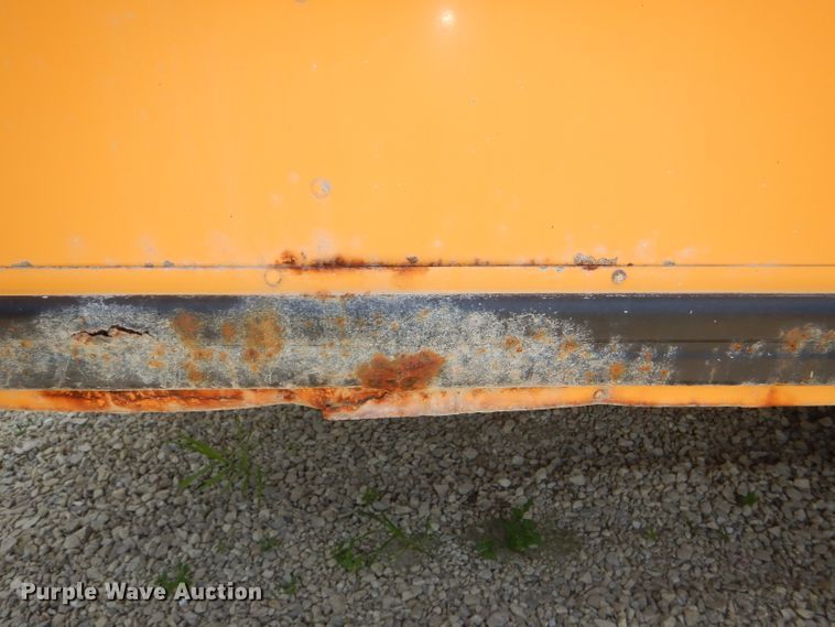 image for item DG4790 1995 International 3800 school bus