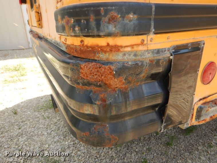 image for item DG4790 1995 International 3800 school bus