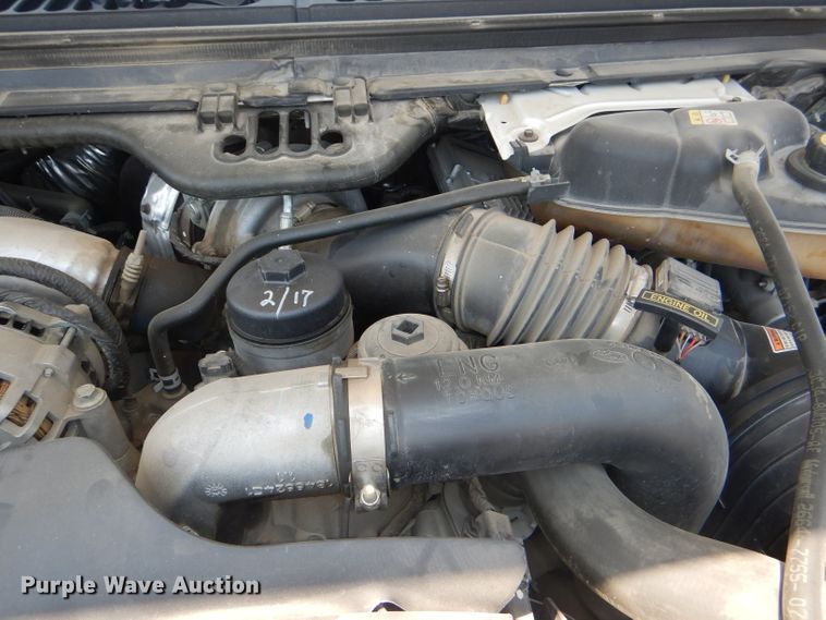 image for item DG4822 2005 Ford F550 Super Duty Crew Cab flatbed truck