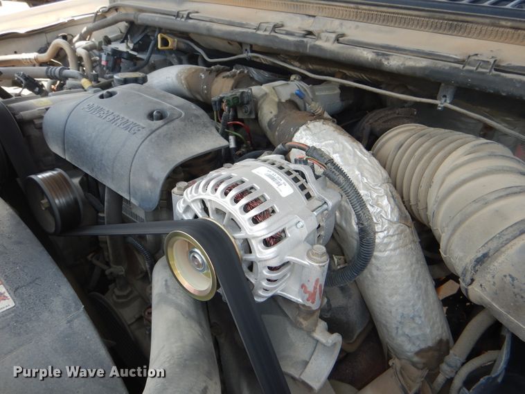 image for item DG4823 2002 Ford F350 Super Duty XL pickup truck