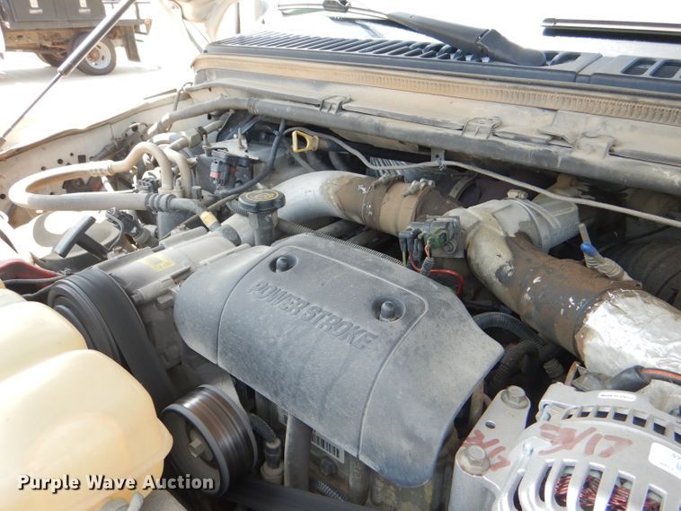 image for item DG4823 2002 Ford F350 Super Duty XL pickup truck