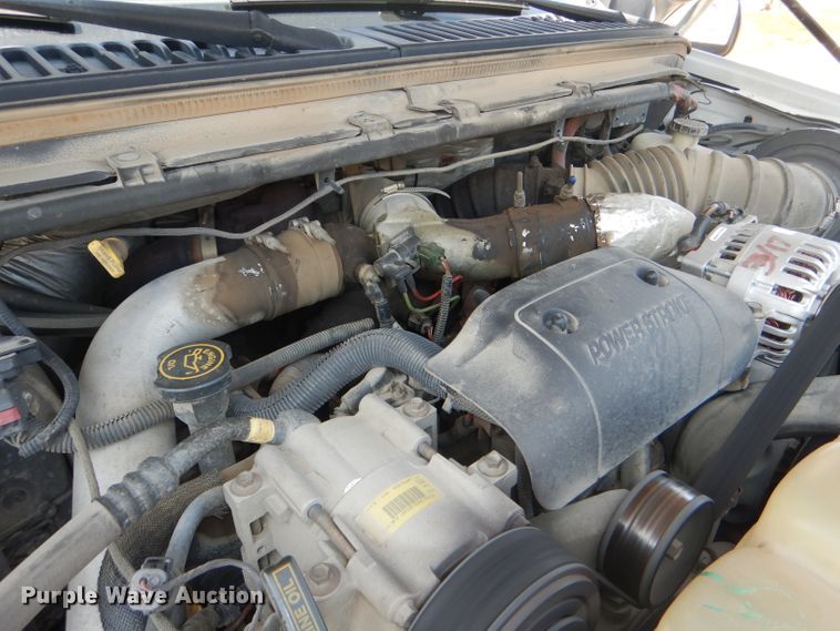 image for item DG4823 2002 Ford F350 Super Duty XL pickup truck