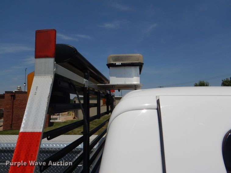 image for item DG4823 2002 Ford F350 Super Duty XL pickup truck