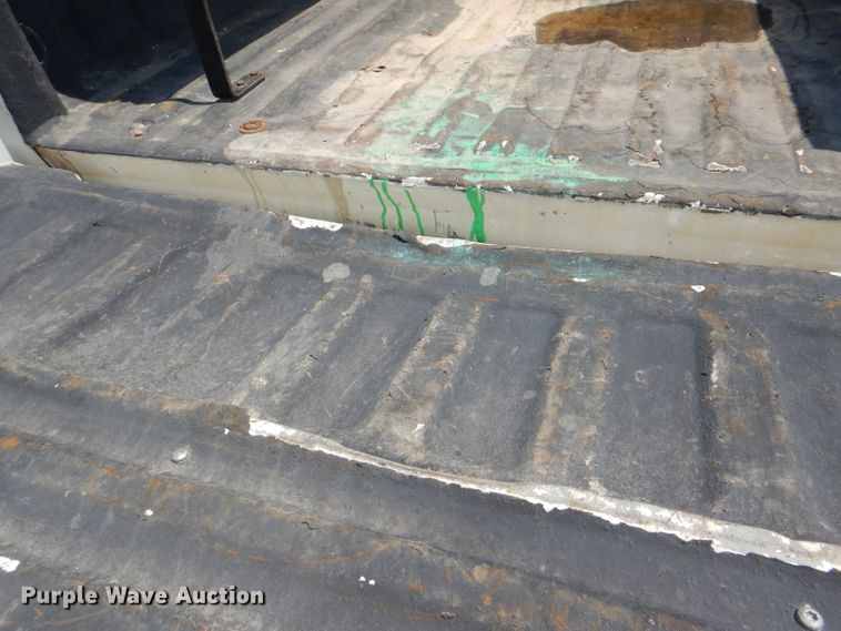 image for item DG4823 2002 Ford F350 Super Duty XL pickup truck