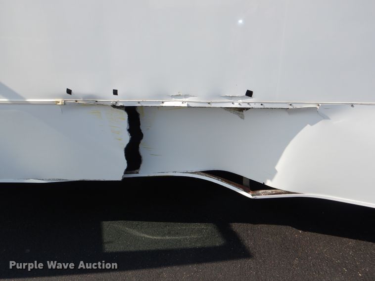 image for item DG4825 2013 Ford Econoline E450 Super Duty Glaval shuttle bus