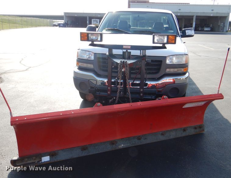 image for item DG4826 2006 GMC Sierra 1500 Ext. Cab pickup truck