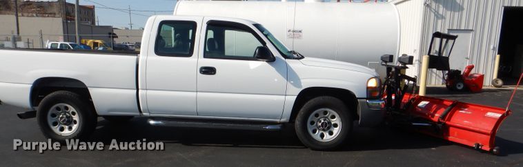 image for item DG4826 2006 GMC Sierra 1500 Ext. Cab pickup truck
